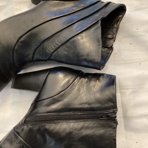 ALEX MARIE Ankle BOOTIES) (PREOWNED) SIZE:10 - Picture 3 of 7